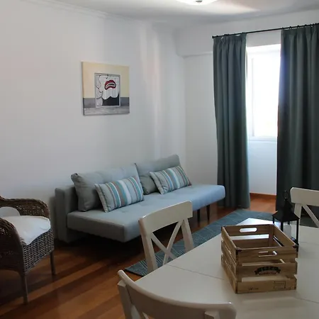 Travellers Pearl By Storytellers * Фуншал