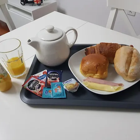 Travellers Pearl By Storytellers